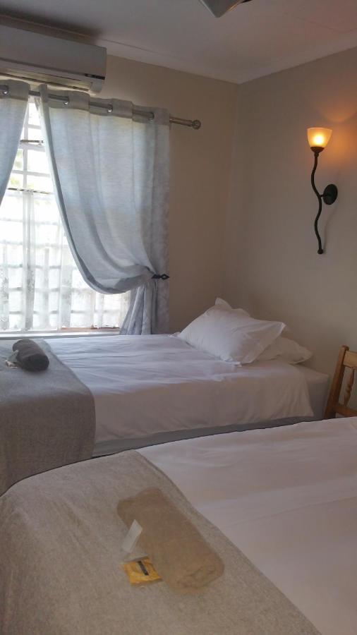 Lani'S Guest House - No Loadshedding Musina Exterior foto